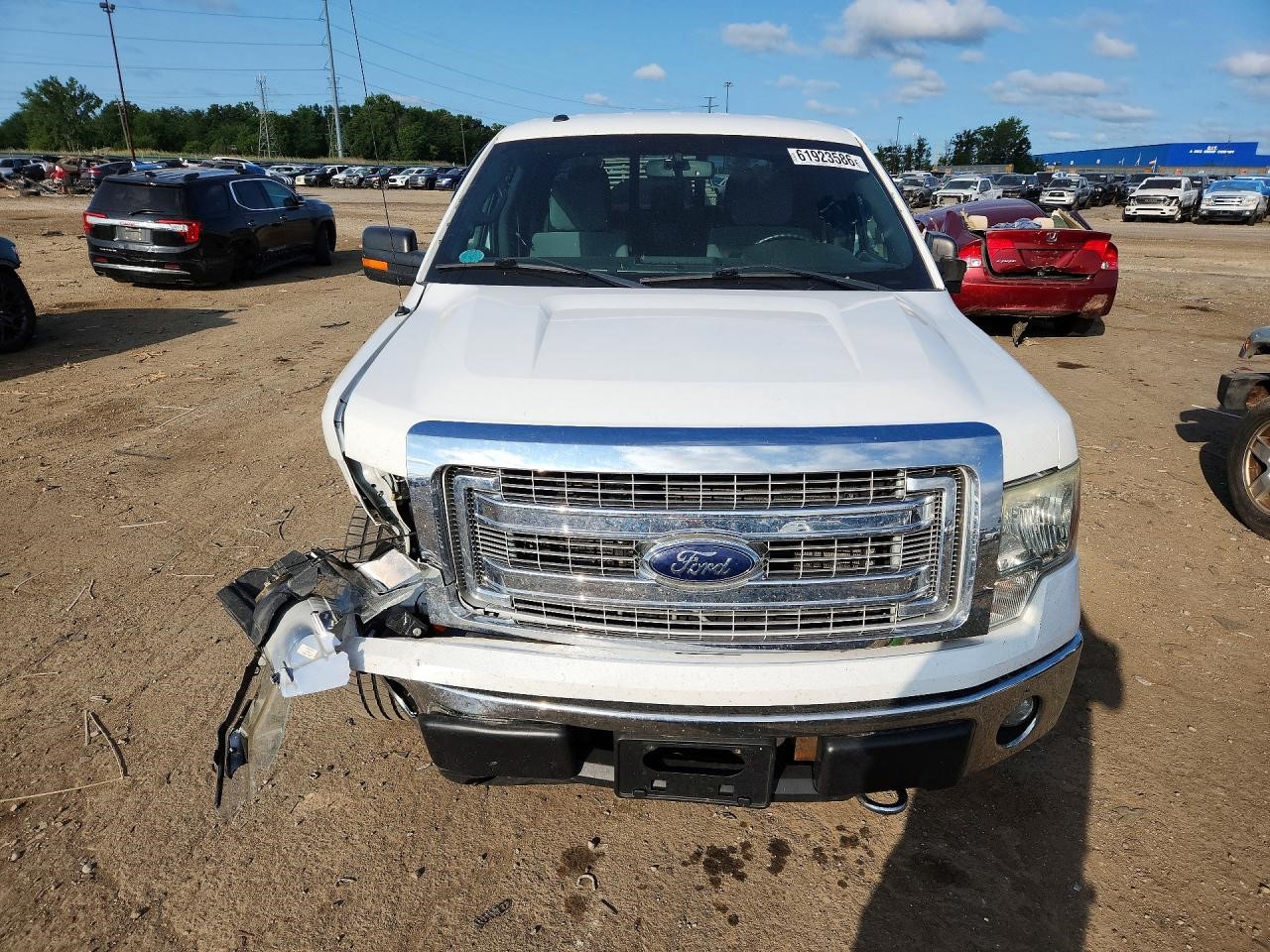 https://f005.backblazeb2.com/file/img-partshotlines-com/Inventory/MA734/Vehicle/23971_05.jpg