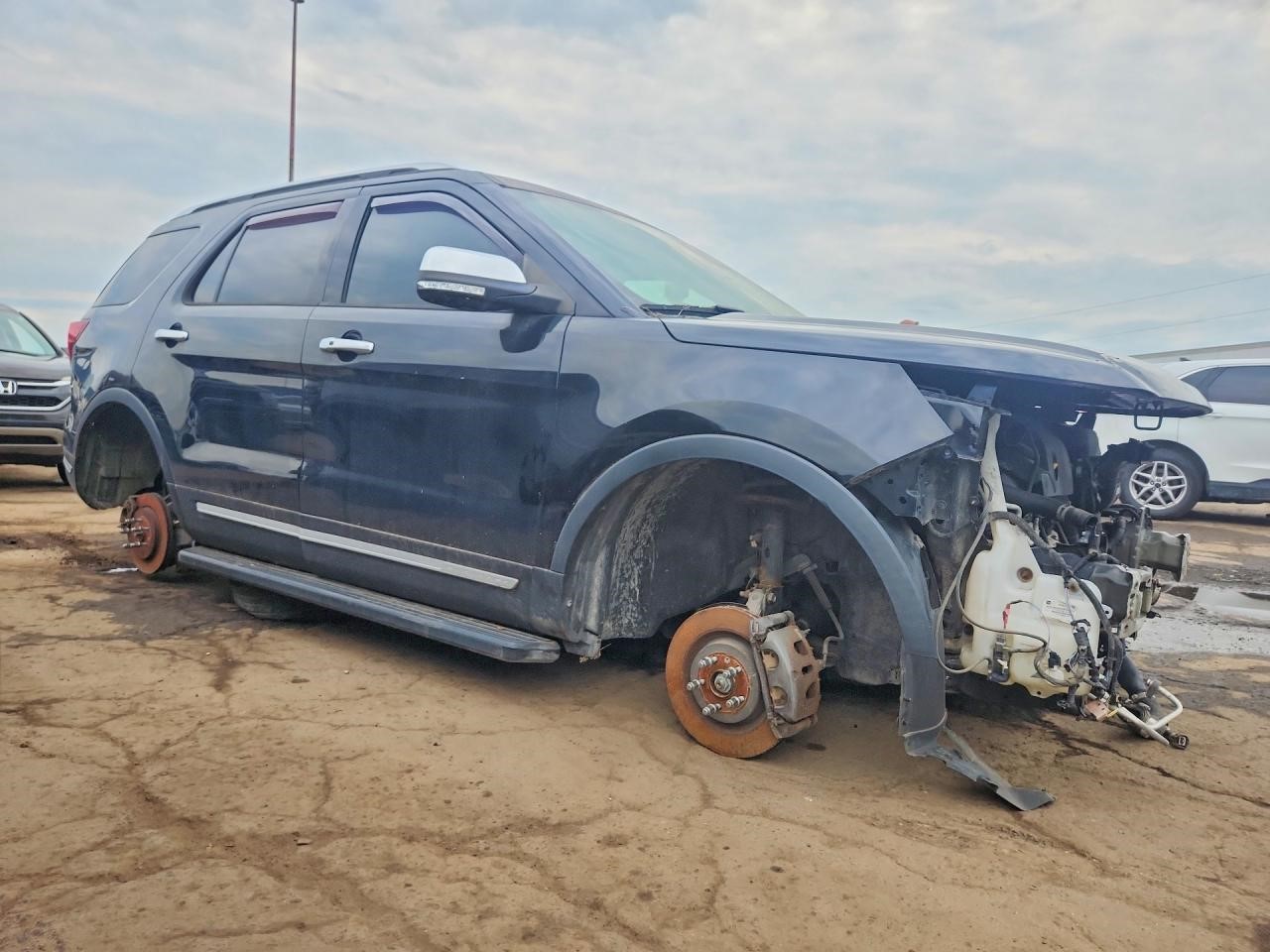 https://f005.backblazeb2.com/file/img-partshotlines-com/Inventory/MA734/Vehicle/23972_04.jpg