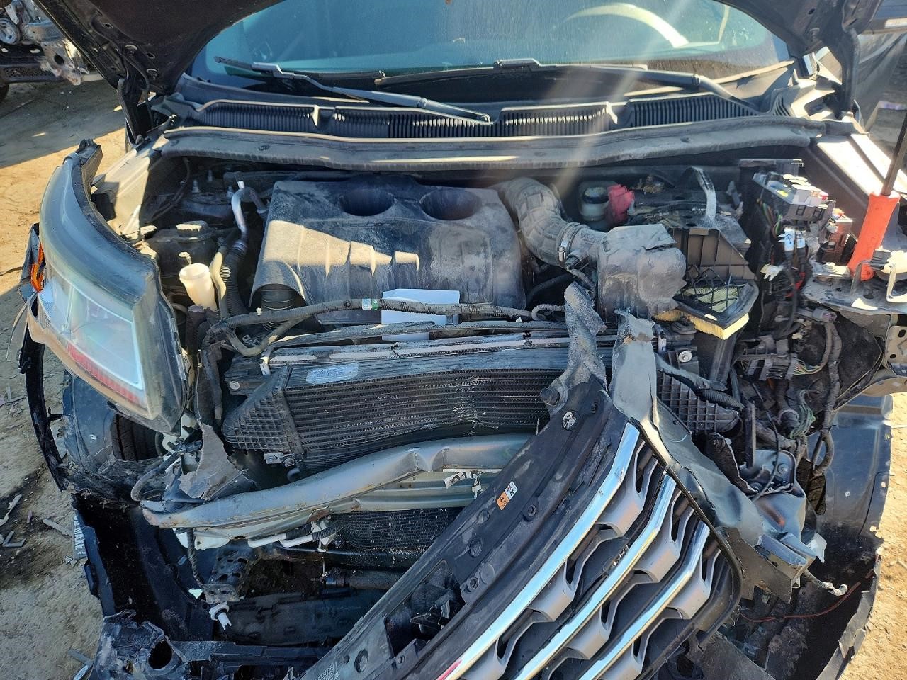 https://f005.backblazeb2.com/file/img-partshotlines-com/Inventory/MA734/Vehicle/23976_11.jpg