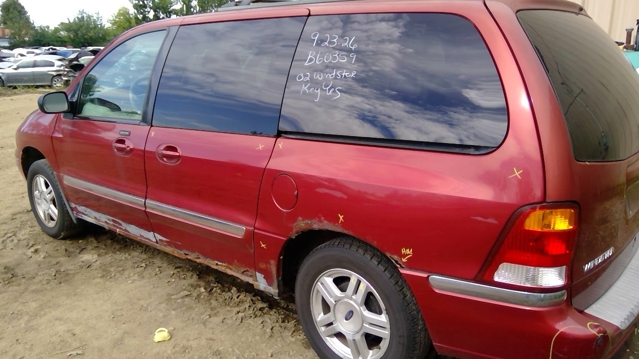 https://f005.backblazeb2.com/file/img-partshotlines-com/Inventory/MA734/Vehicle/23978_03.jpg