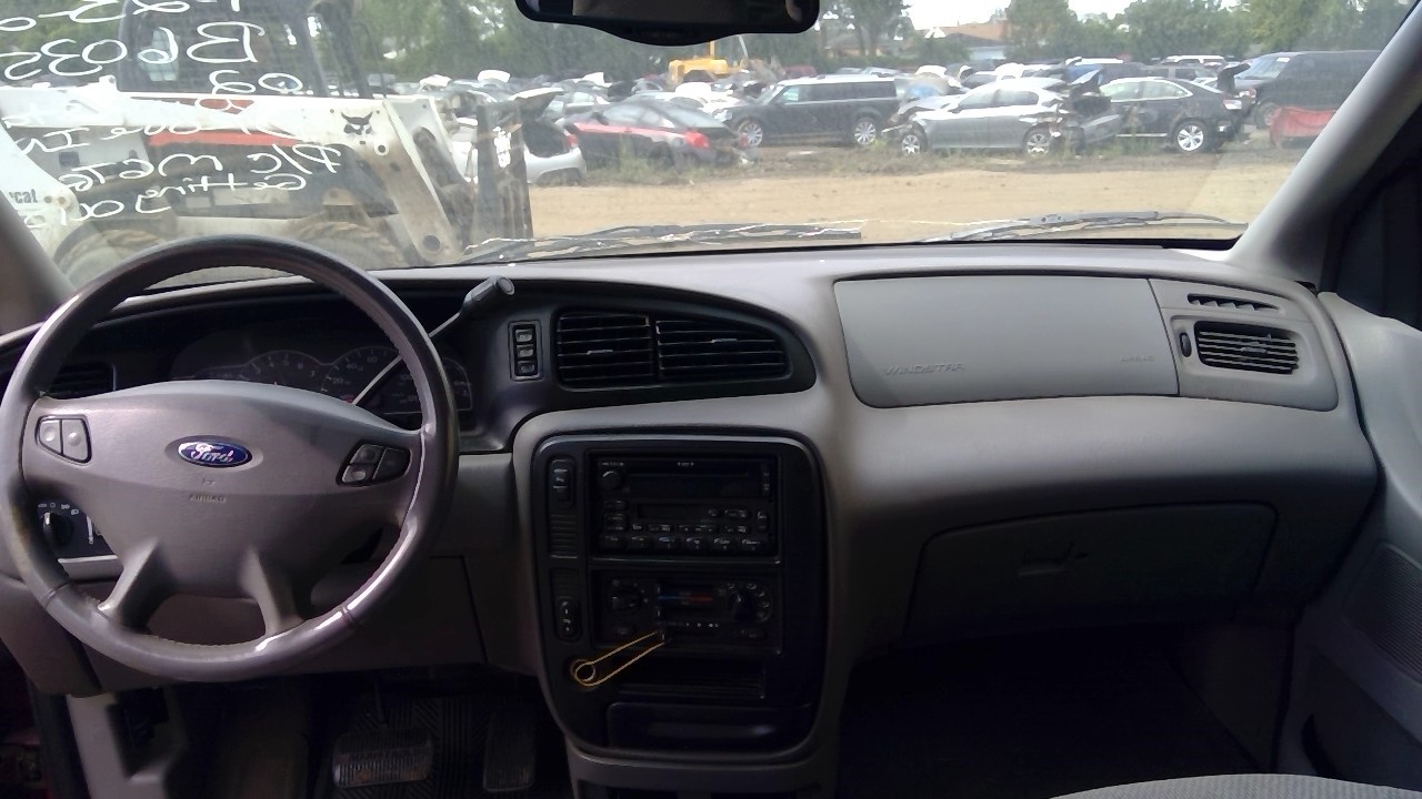 https://f005.backblazeb2.com/file/img-partshotlines-com/Inventory/MA734/Vehicle/23978_10.jpg