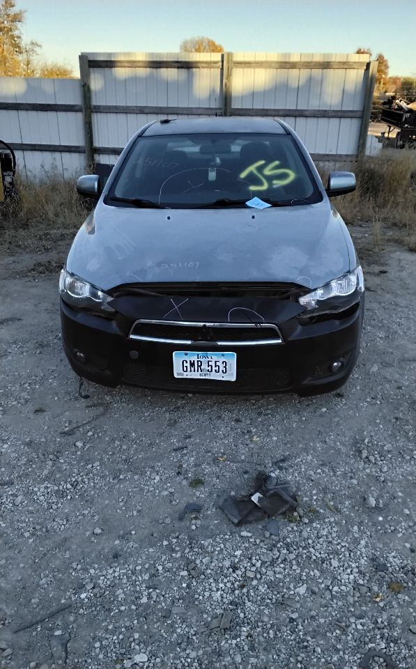 https://f005.backblazeb2.com/file/img-partshotlines-com/Inventory/MA743/Vehicle/45610_04.jpg
