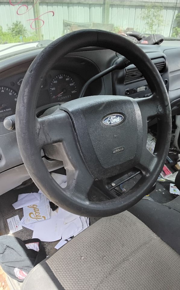 https://f005.backblazeb2.com/file/img-partshotlines-com/Inventory/MA743/Vehicle/46499_12.jpg