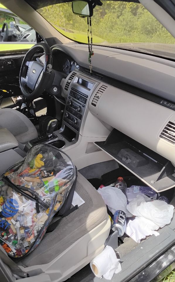 https://f005.backblazeb2.com/file/img-partshotlines-com/Inventory/MA743/Vehicle/46525_09.jpg