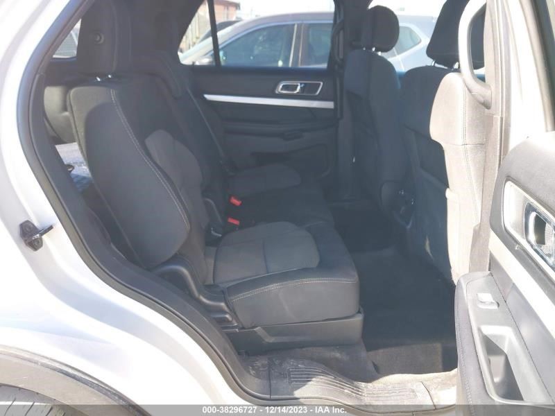 https://f005.backblazeb2.com/file/img-partshotlines-com/Inventory/MA753/Vehicle/11476_08.jpg