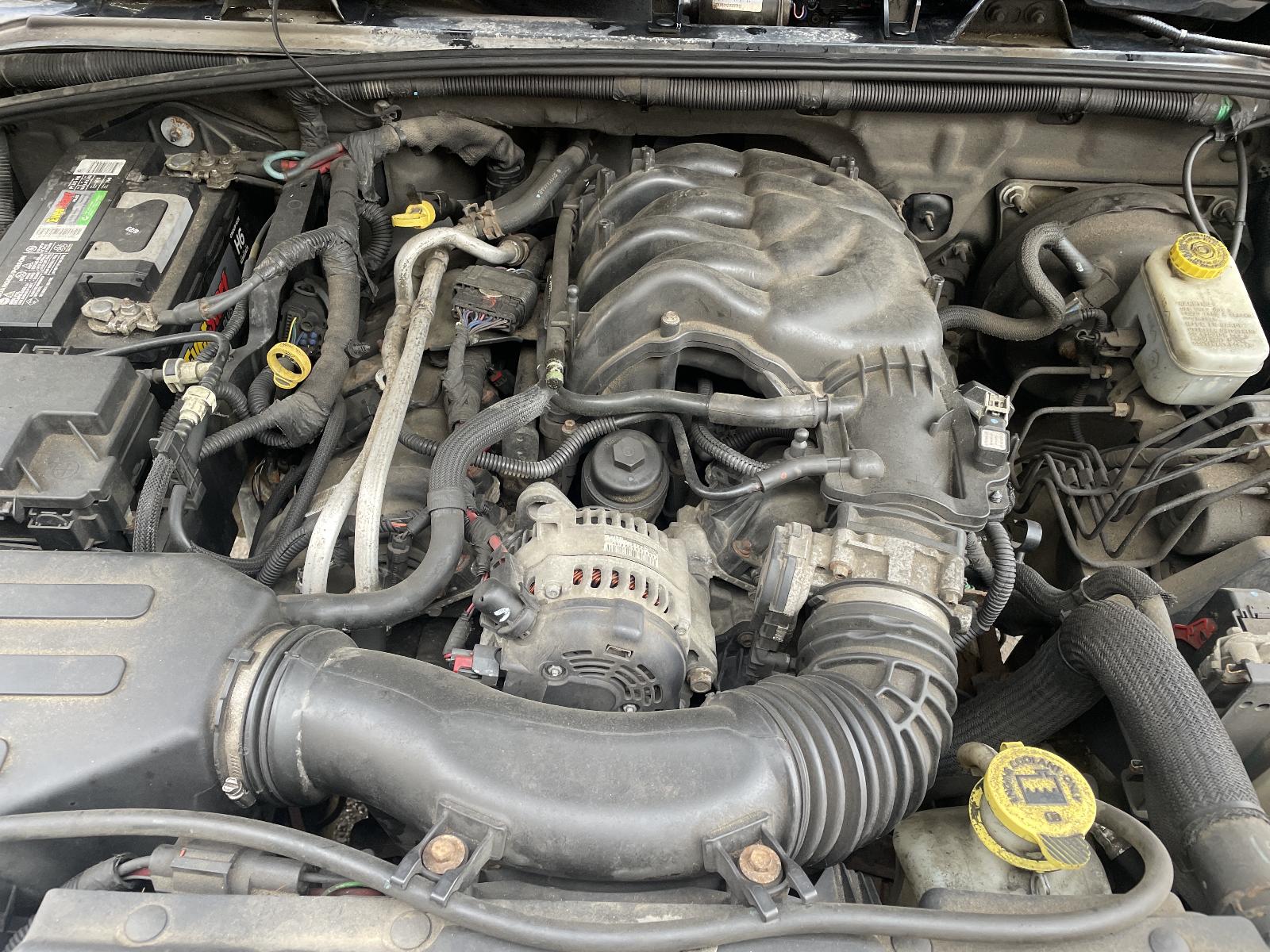 b/e/c/i/e/32c8e212-e38a-45c1-ac93-4d0421c21c66.jpg