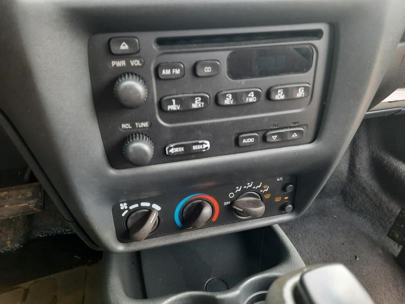 https://f005.backblazeb2.com/file/img-partshotlines-com/Inventory/MA79/Vehicle/60279_04.jpg