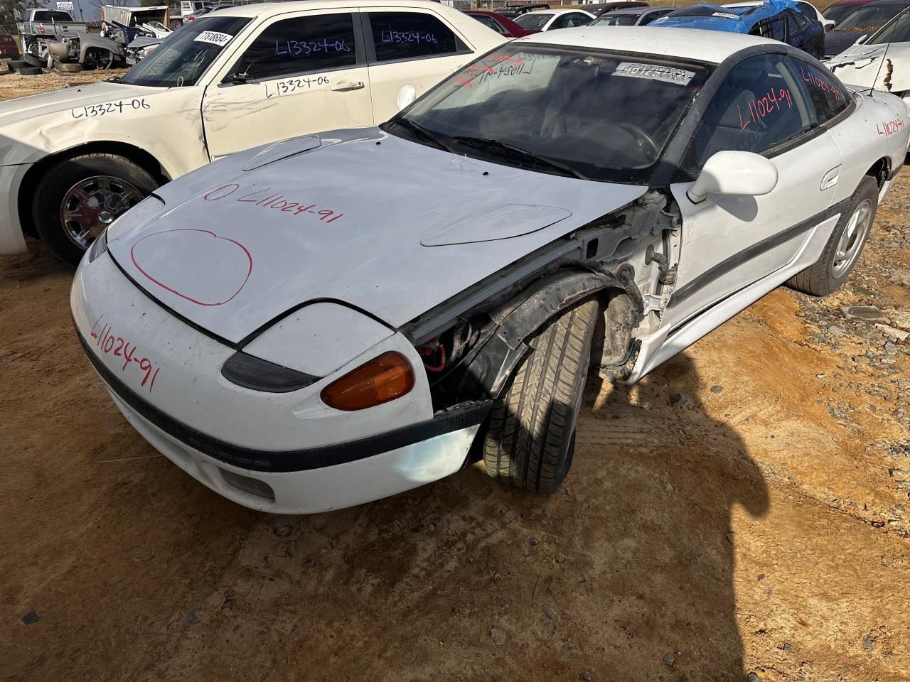 https://f005.backblazeb2.com/file/img-partshotlines-com/Inventory/MA79/Vehicle/66093_01.jpg