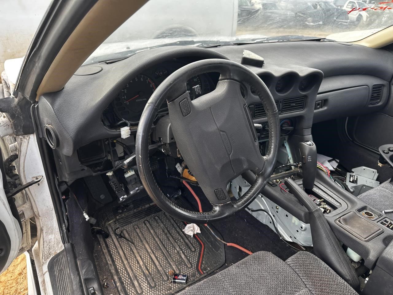 https://f005.backblazeb2.com/file/img-partshotlines-com/Inventory/MA79/Vehicle/66093_10.jpg
