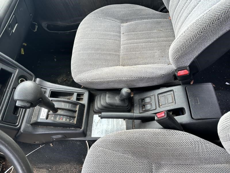 https://f005.backblazeb2.com/file/img-partshotlines-com/Inventory/MA79/Vehicle/67282_14.jpg