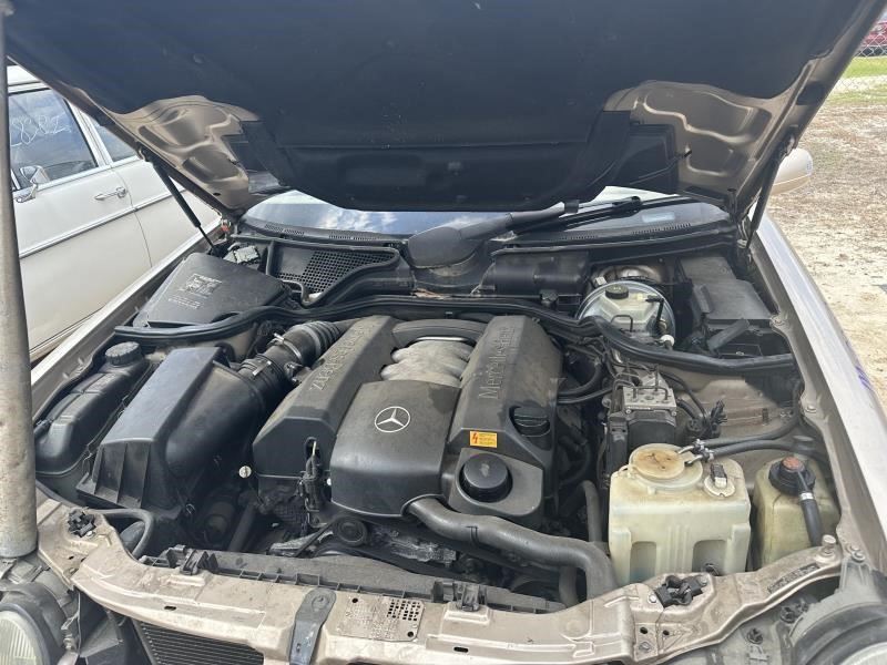 https://f005.backblazeb2.com/file/img-partshotlines-com/Inventory/MA79/Vehicle/67664_07.jpg