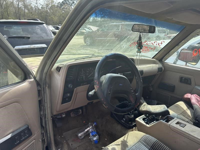 https://f005.backblazeb2.com/file/img-partshotlines-com/Inventory/MA79/Vehicle/68298_10.jpg