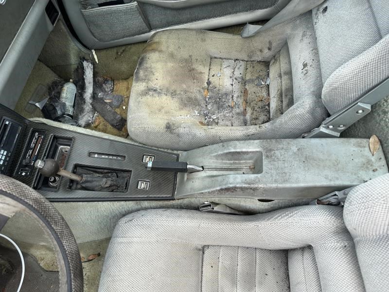 https://f005.backblazeb2.com/file/img-partshotlines-com/Inventory/MA79/Vehicle/68672_13.jpg