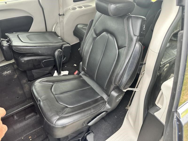 https://f005.backblazeb2.com/file/img-partshotlines-com/Inventory/MA79/Vehicle/69875_18.jpg