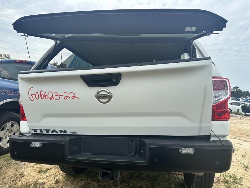 https://f005.backblazeb2.com/file/img-partshotlines-com/Inventory/MA79/Vehicle/69961_05.jpg