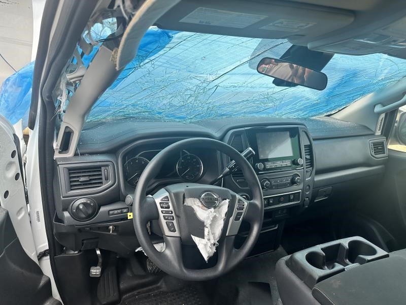 https://f005.backblazeb2.com/file/img-partshotlines-com/Inventory/MA79/Vehicle/69961_10.jpg