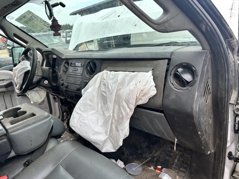 https://f005.backblazeb2.com/file/img-partshotlines-com/Inventory/MA79/Vehicle/70170_12.jpg