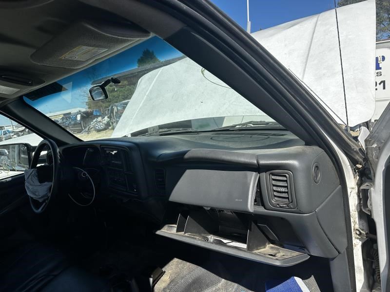https://f005.backblazeb2.com/file/img-partshotlines-com/Inventory/MA79/Vehicle/70951_12.jpg