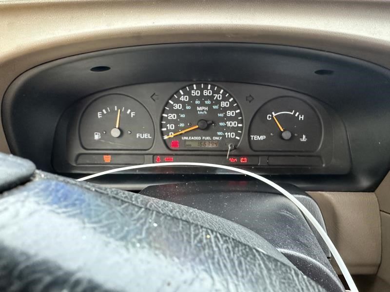 https://f005.backblazeb2.com/file/img-partshotlines-com/Inventory/MA79/Vehicle/71540_09.jpg