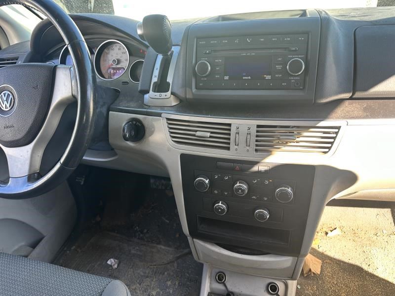 https://f005.backblazeb2.com/file/img-partshotlines-com/Inventory/MA79/Vehicle/71810_11.jpg
