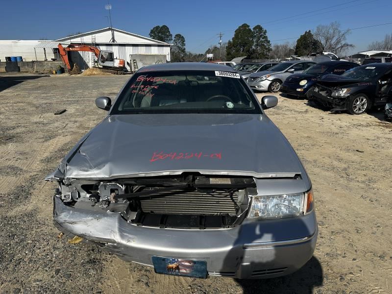 https://f005.backblazeb2.com/file/img-partshotlines-com/Inventory/MA79/Vehicle/72203_02.jpg