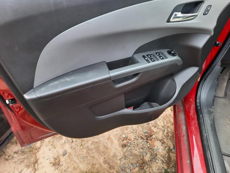 https://f005.backblazeb2.com/file/img-partshotlines-com/Inventory/MA79/Vehicle/72376_08.jpg