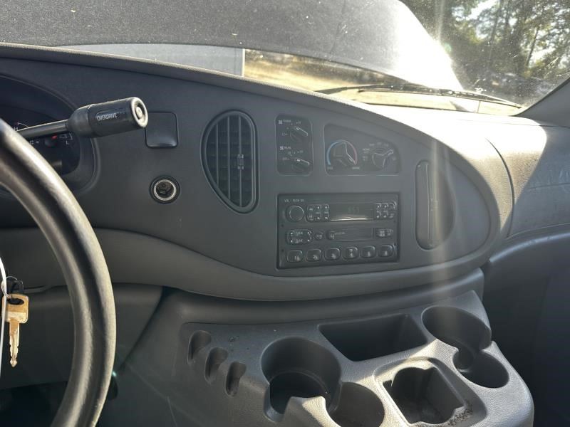 https://f005.backblazeb2.com/file/img-partshotlines-com/Inventory/MA79/Vehicle/72477_09.jpg