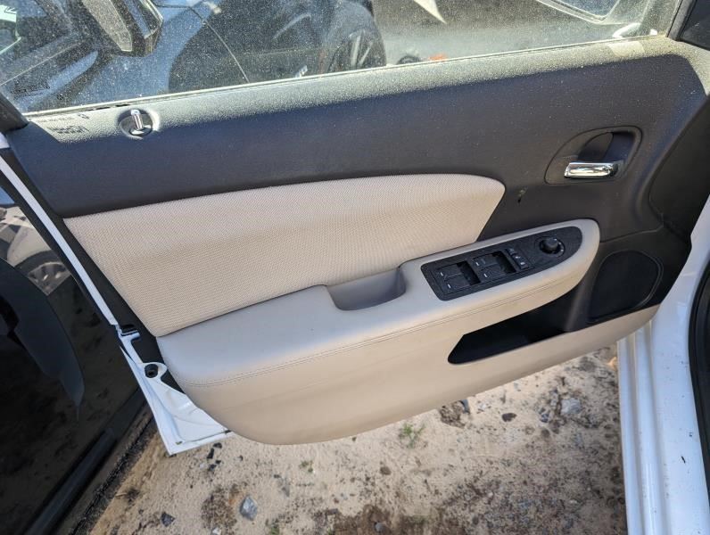 https://f005.backblazeb2.com/file/img-partshotlines-com/Inventory/MA79/Vehicle/72739_04.jpg