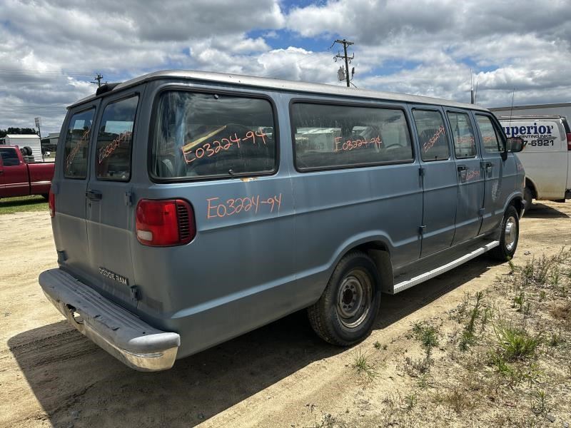 https://f005.backblazeb2.com/file/img-partshotlines-com/Inventory/MA79/Vehicle/73461_04.jpg