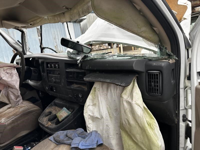 https://f005.backblazeb2.com/file/img-partshotlines-com/Inventory/MA79/Vehicle/74800_11.jpg