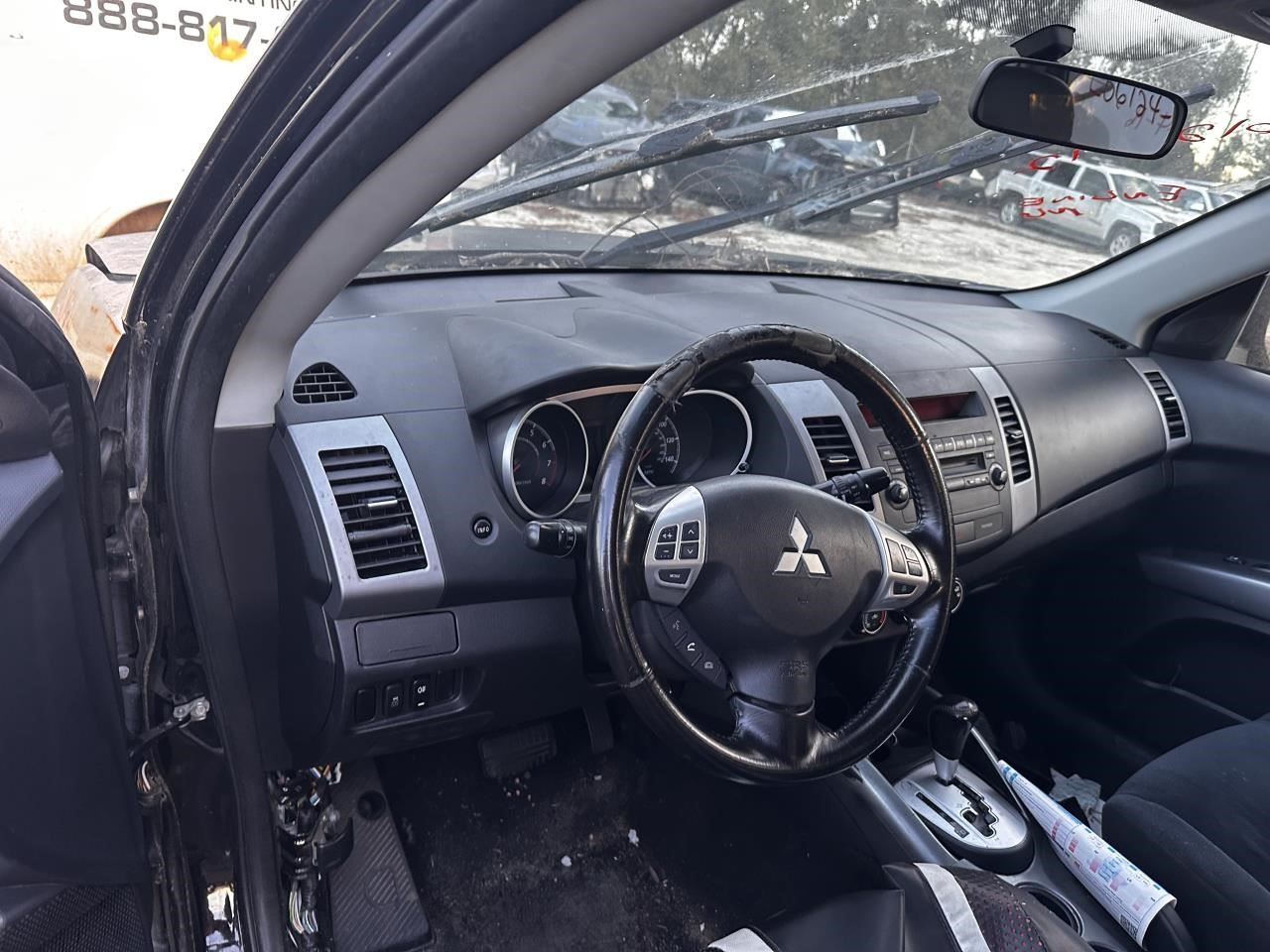 https://f005.backblazeb2.com/file/img-partshotlines-com/Inventory/MA79/Vehicle/75489_10.jpg