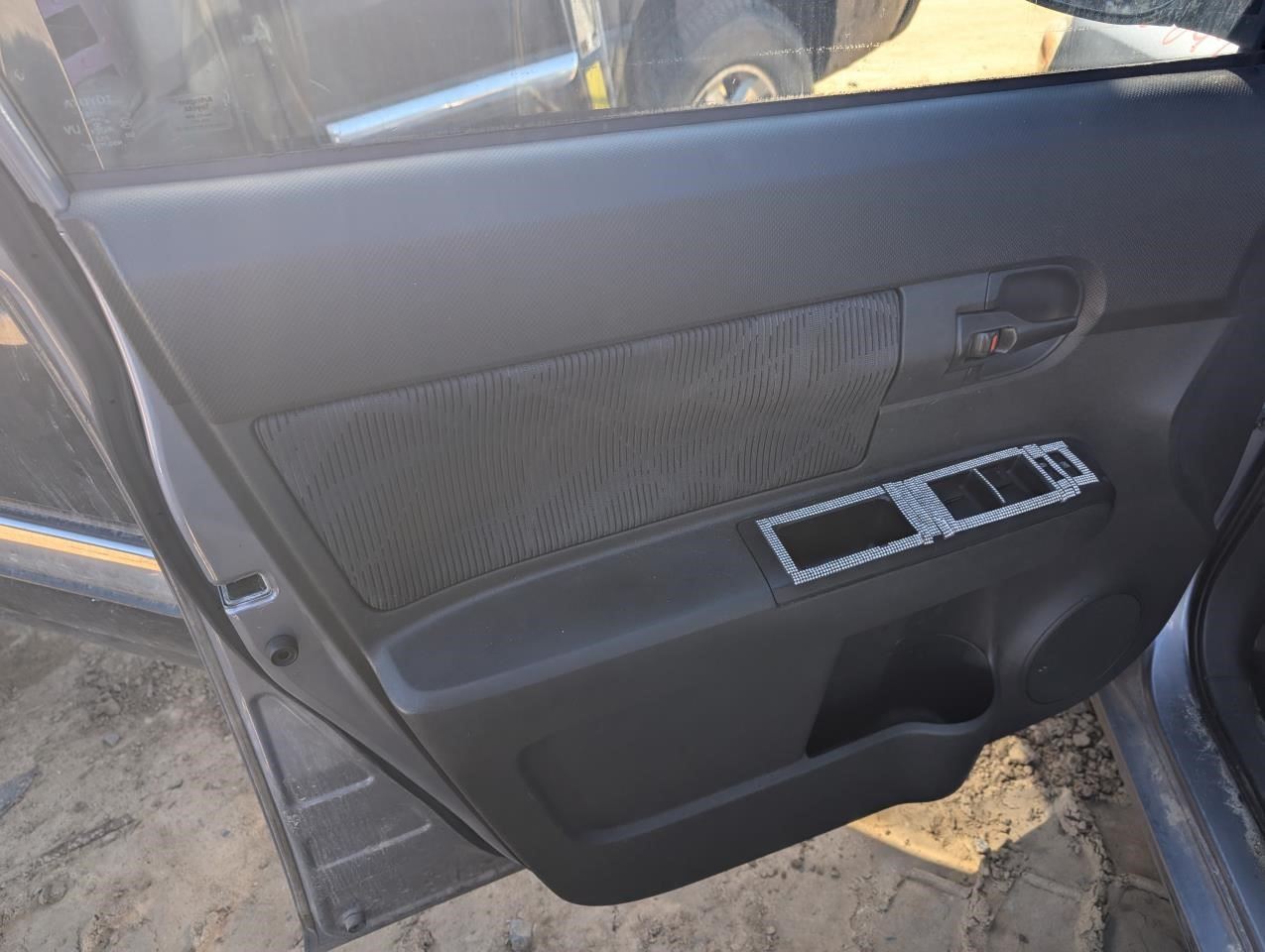 https://f005.backblazeb2.com/file/img-partshotlines-com/Inventory/MA79/Vehicle/75599_08.jpg