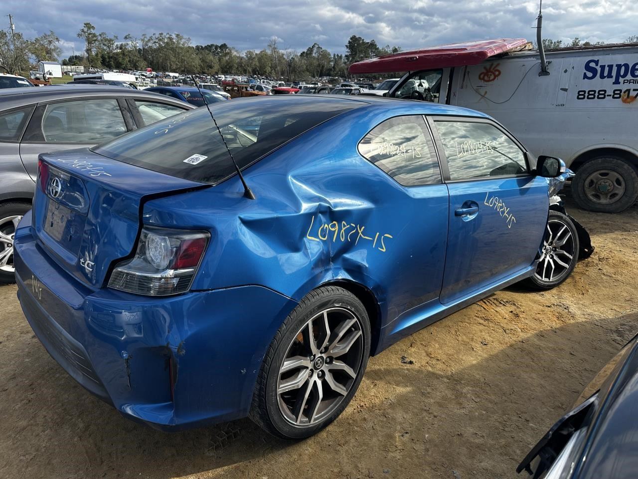 https://f005.backblazeb2.com/file/img-partshotlines-com/Inventory/MA79/Vehicle/75601_04.jpg