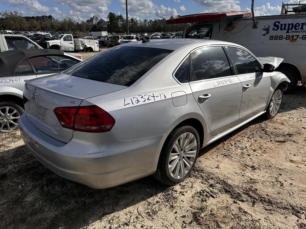 https://f005.backblazeb2.com/file/img-partshotlines-com/Inventory/MA79/Vehicle/75674_04.jpg