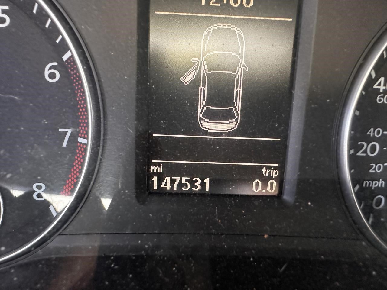 https://f005.backblazeb2.com/file/img-partshotlines-com/Inventory/MA79/Vehicle/75674_08.jpg