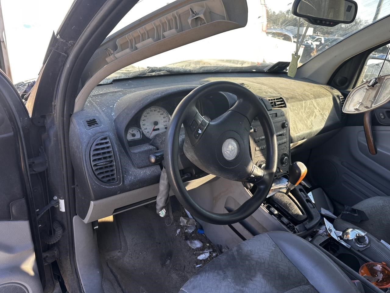 https://f005.backblazeb2.com/file/img-partshotlines-com/Inventory/MA79/Vehicle/75967_10.jpg