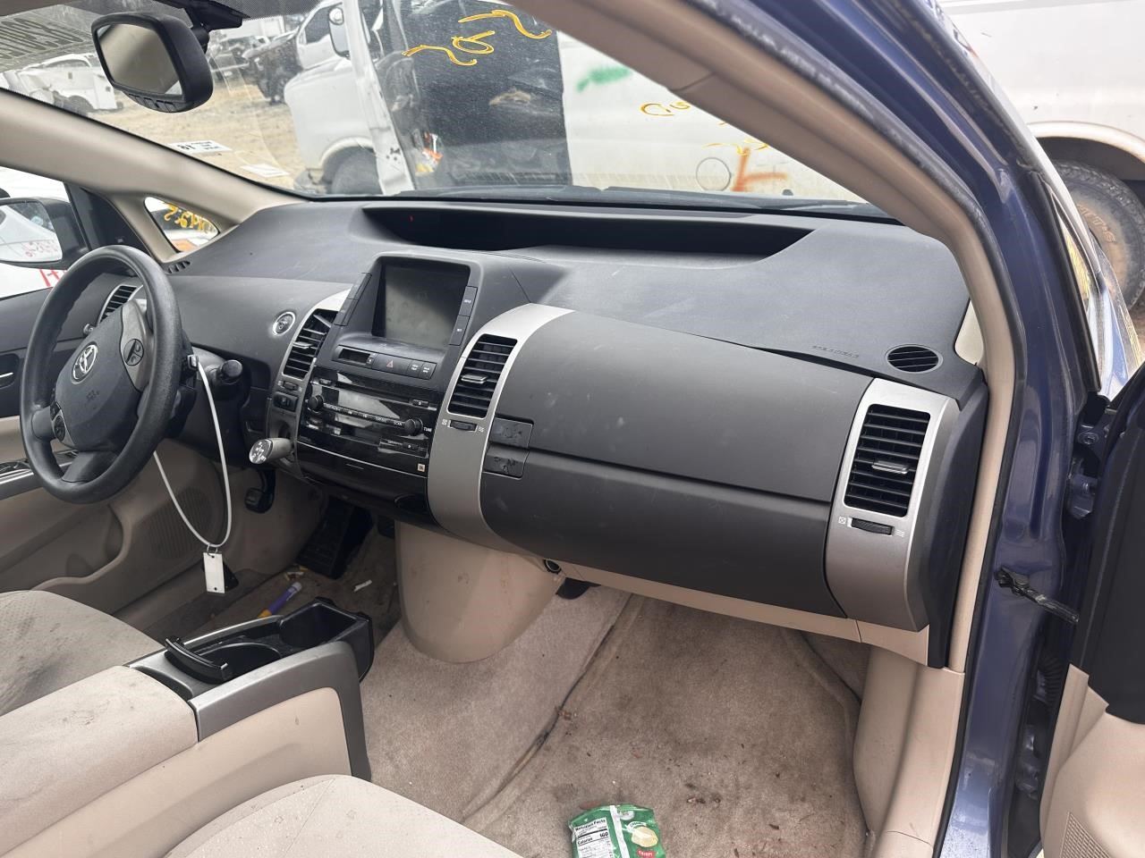 https://f005.backblazeb2.com/file/img-partshotlines-com/Inventory/MA79/Vehicle/75992_12.jpg