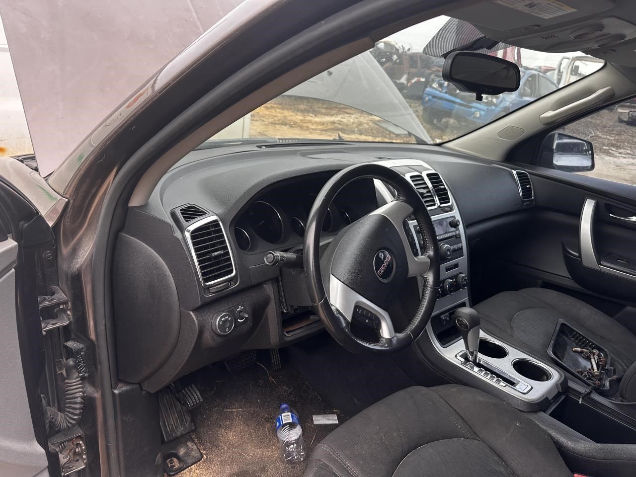 https://f005.backblazeb2.com/file/img-partshotlines-com/Inventory/MA79/Vehicle/76294_10.jpg
