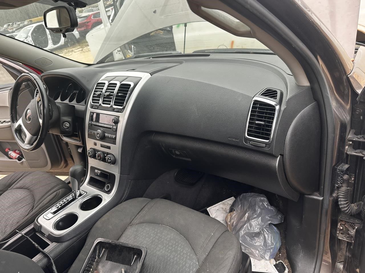 https://f005.backblazeb2.com/file/img-partshotlines-com/Inventory/MA79/Vehicle/76294_12.jpg