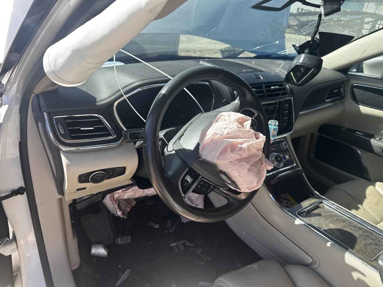 https://f005.backblazeb2.com/file/img-partshotlines-com/Inventory/MA79/Vehicle/76465_10.jpg