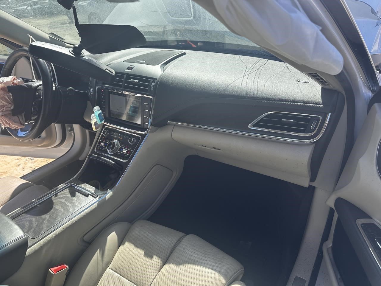 https://f005.backblazeb2.com/file/img-partshotlines-com/Inventory/MA79/Vehicle/76465_12.jpg