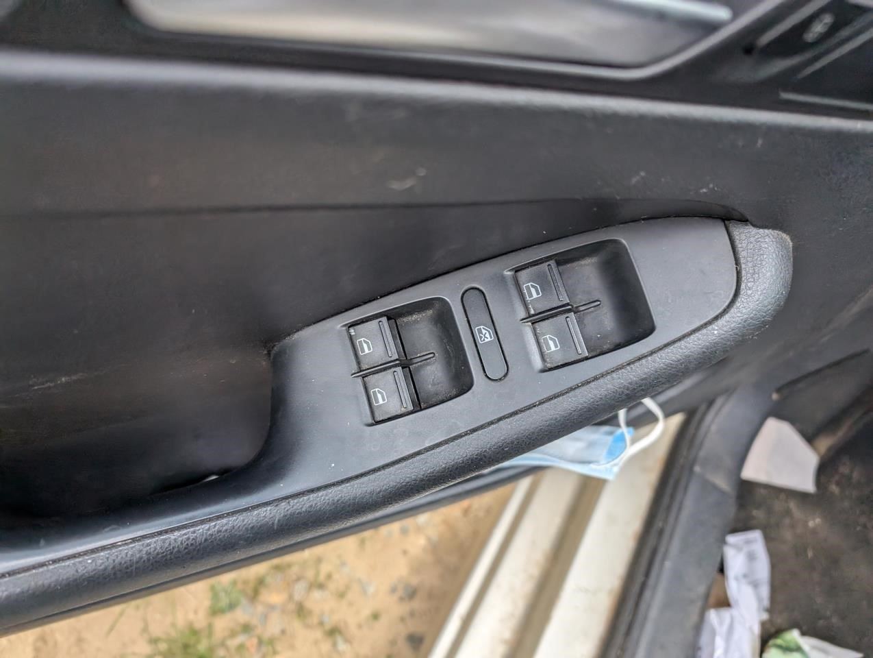 https://f005.backblazeb2.com/file/img-partshotlines-com/Inventory/MA79/Vehicle/76478_12.jpg