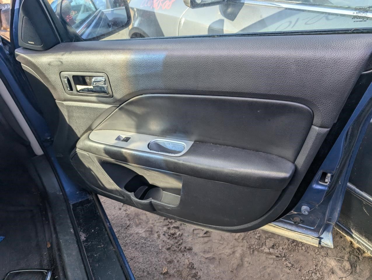 https://f005.backblazeb2.com/file/img-partshotlines-com/Inventory/MA79/Vehicle/76497_08.jpg