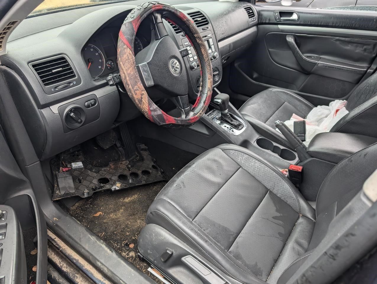 https://f005.backblazeb2.com/file/img-partshotlines-com/Inventory/MA79/Vehicle/76498_06.jpg