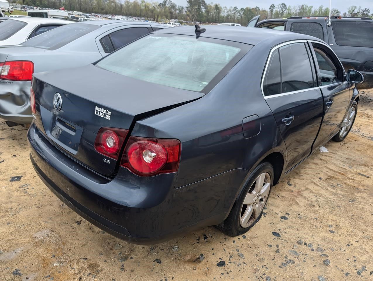 https://f005.backblazeb2.com/file/img-partshotlines-com/Inventory/MA79/Vehicle/76498_12.jpg