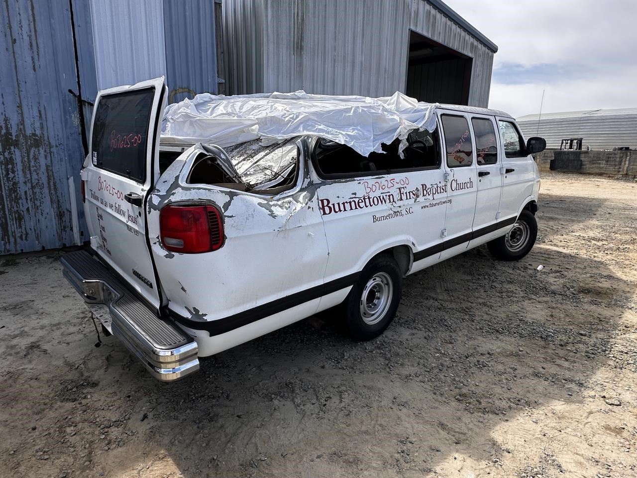 https://f005.backblazeb2.com/file/img-partshotlines-com/Inventory/MA79/Vehicle/76523_04.jpg