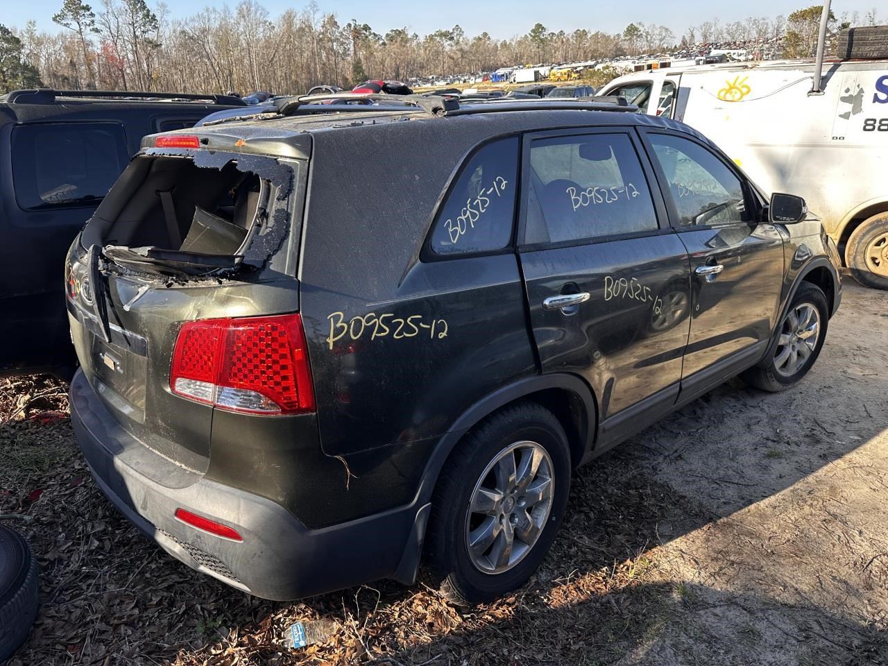 https://f005.backblazeb2.com/file/img-partshotlines-com/Inventory/MA79/Vehicle/76539_04.jpg