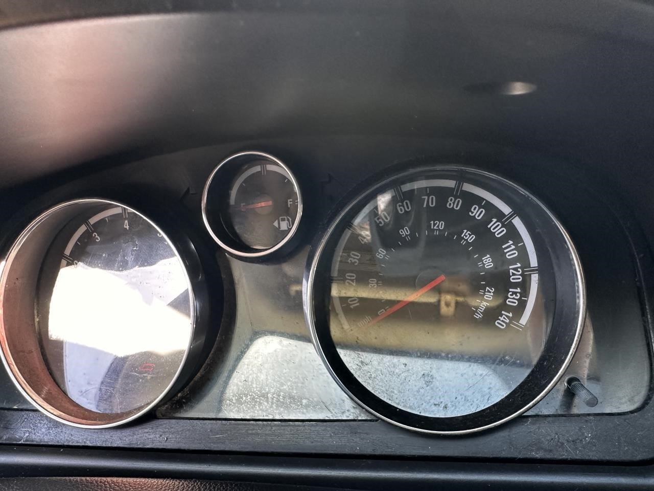 https://f005.backblazeb2.com/file/img-partshotlines-com/Inventory/MA79/Vehicle/76559_09.jpg