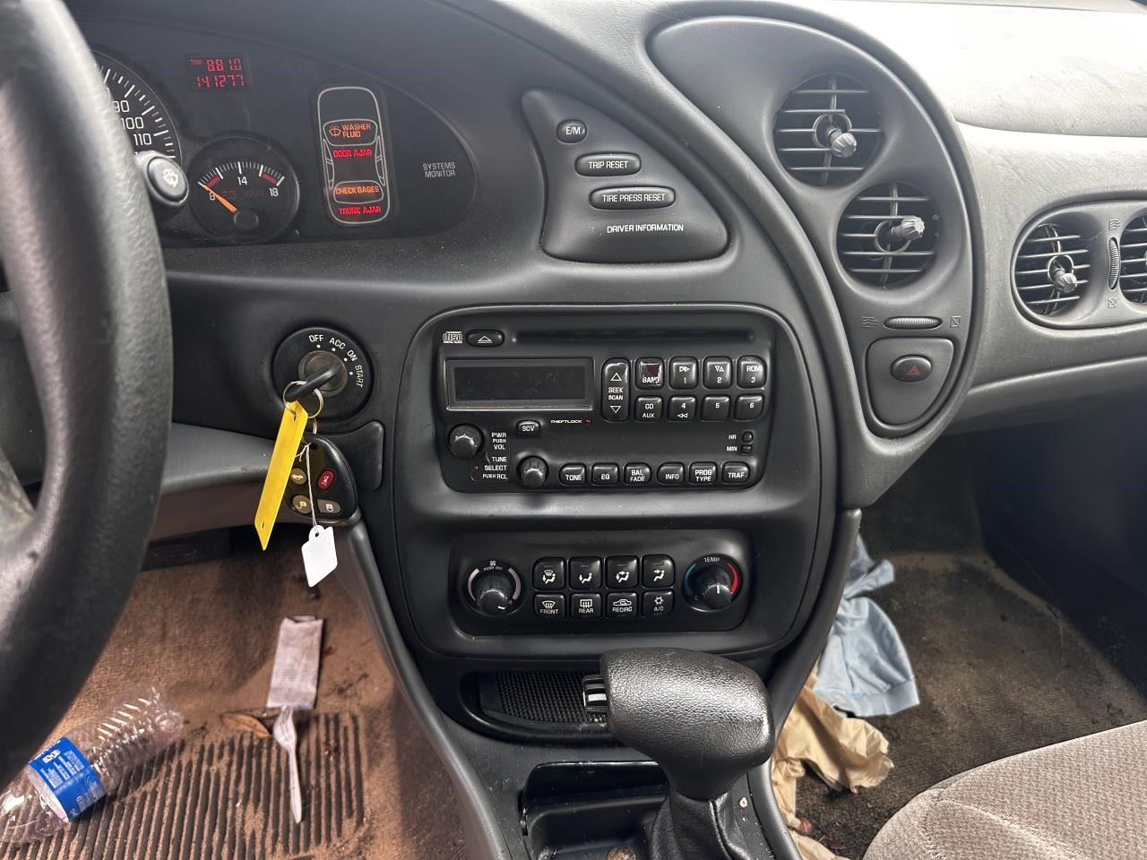 https://f005.backblazeb2.com/file/img-partshotlines-com/Inventory/MA79/Vehicle/76588_11.jpg