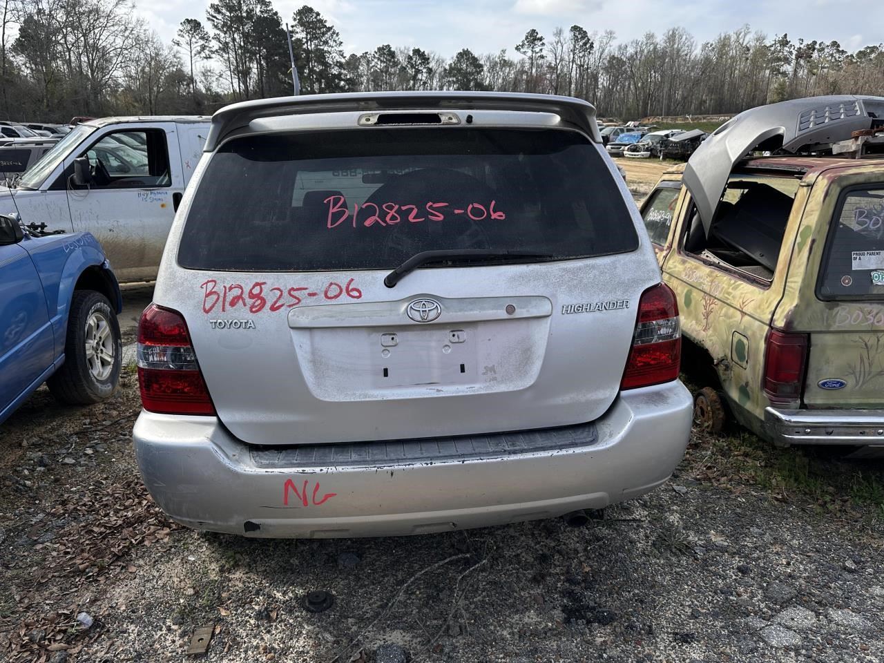 https://f005.backblazeb2.com/file/img-partshotlines-com/Inventory/MA79/Vehicle/76592_05.jpg